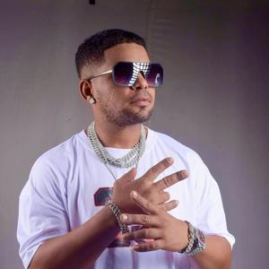 La Madura (feat. El Davinson|Explicit)