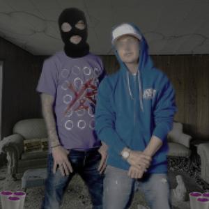 SCARY KNOCKAS (feat. Leatherneck) (Explicit)