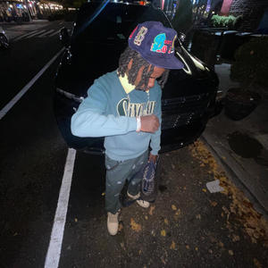 She Love Me Not (Explicit)