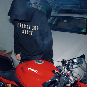 SARATOGA (feat. Izzo!) (Explicit)