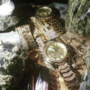 WhatTheyLike(Bonus Track)(feat. Hundo Bang) (Explicit)