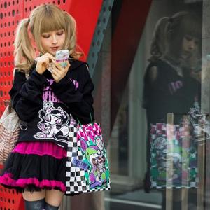 techno slutz (Explicit)