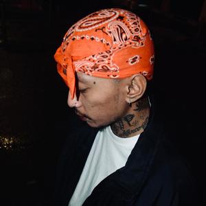 NAGBABALIK (feat. EMCLASS) (Explicit)