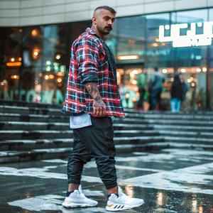 Yankii Intro (feat. Musixsale)