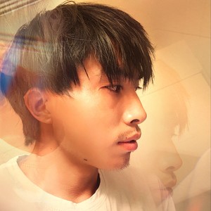 所有人都在玩手机 + 夜猫