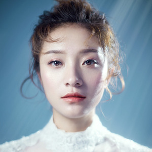 夏雪 - 未来华章 (伴奏)