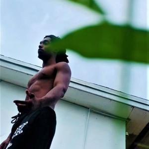 The Point is Pointless(feat. ĀGO) (Explicit)