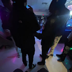 Kicking us out (feat. Lil sauce) (Explicit)