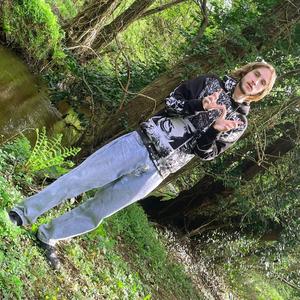 BIGGEST STEPPA (feat. IXHII) (Explicit)