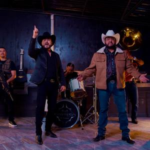 Victor Escobar (feat. Linces Boyz)