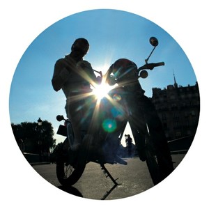 Les Clochards Sont Les Millionnaires Du Soleil