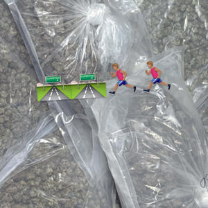 Road Runnas (feat. SIX 0) (Explicit)