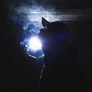 En attendant (feat. Walon) (Explicit)