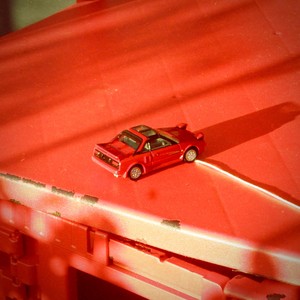 빨간차 (Redcar) (红色的车)