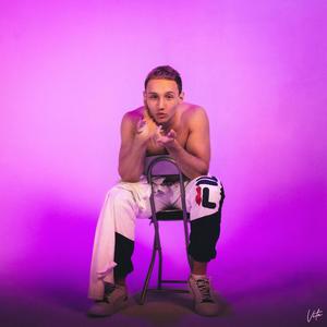 HIT A LICK (feat. Voda Fuji) (Explicit)