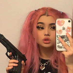 BANDS UP (feat. inzxmnia!) (Explicit)