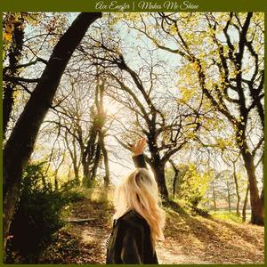 Makes Me Shine (feat. Madeline Hawthorne)