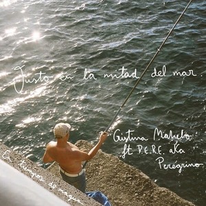 Justo en la mitad del mar