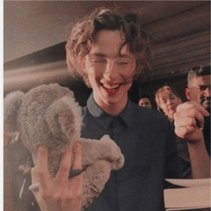 孤独的人晚上最害怕有灯光 (烟嗓版)