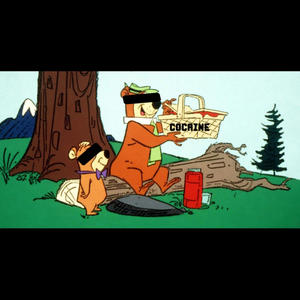 WHiT3 DU5T 0N G0LD KHAiN (Explicit)