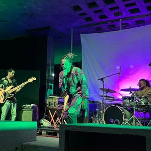 Te doy lo que te pido (Salsa en vivo) (feat. Vicente Diablo) (En vivo)