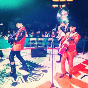 La Fuga Del Dorian (En Vivo)