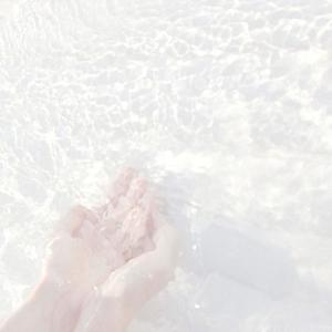 albino(feat. leesta) (Explicit)