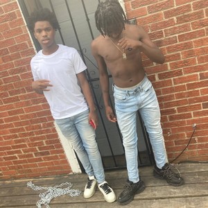 Head taps (feat. Babyystepper) (Explicit)