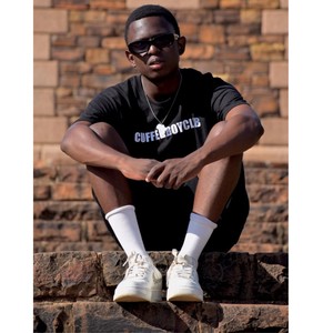 BIRTHDAY FREESTYLE(feat. Jukulyn's Finest) (Explicit)