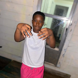 Nun New (feat. Ayo Lil Blakk) (Explicit)