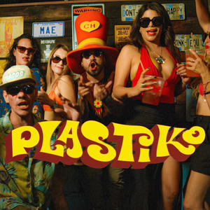 PLASTIKO YA NO LLEVES COCOS A LA PLAYA