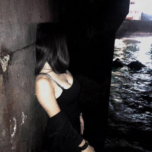 Kiss before she goes