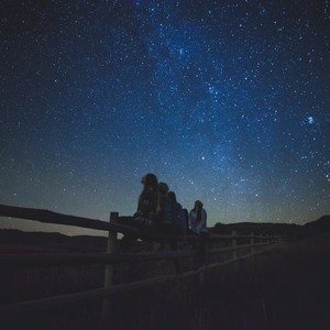 刘小排 - 离愁千载上 (伴奏)