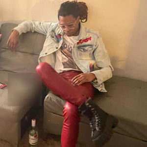 Uhh what! (feat. Lil Blondie) (Radio Edit|Explicit)