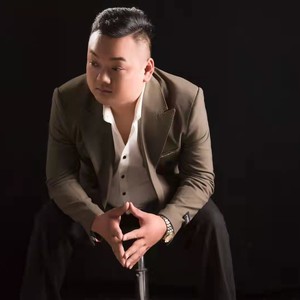 亲爱的老爸老妈 (伴奏)