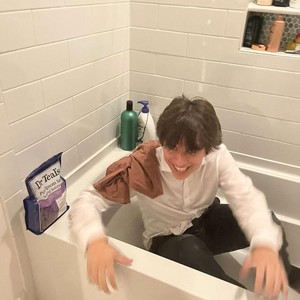 Move On (feat. Carbøn) (Explicit)