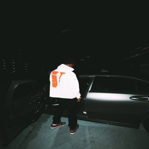 Vlone (Explicit)