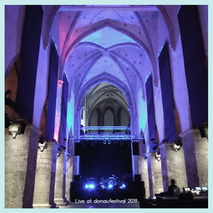 Home (Live at donaufestival)