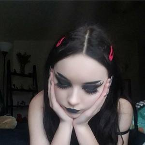 Madi Marie - youre fading away