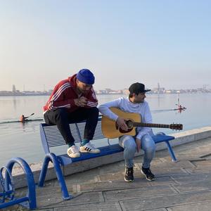 Unplugged in Chioggia (Explicit)