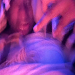 Who Around (feat. Dro) (Explicit)