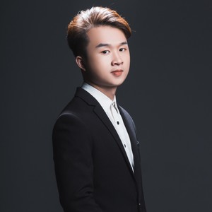 平凡的人不平凡的梦 (伴奏)