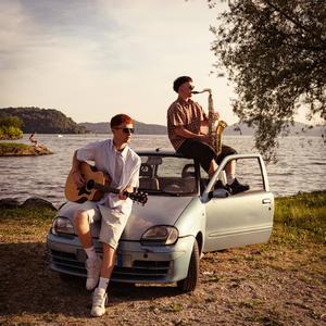 Due Bavaria Due Marlboro (feat. giœ)