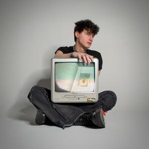 FOOL4U (feat. ChrisTracy)