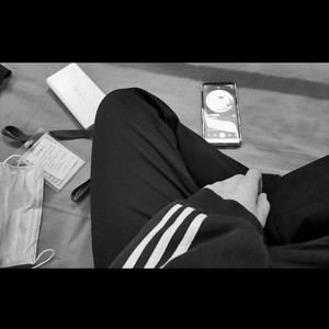 花已经枯了 你再浇水也多余