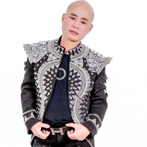 热热闹闹高高兴兴