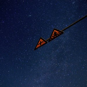 当你看着星星想起我。