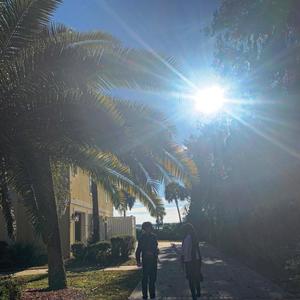 Whats tht? (feat. Monnie Janay) (Explicit)