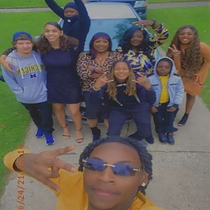 Friday (feat. Qzr IV & Bo$$ Lady) (Explicit)