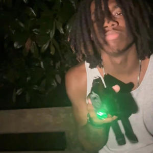 Street Sweep (feat. Ğ3) (Explicit)